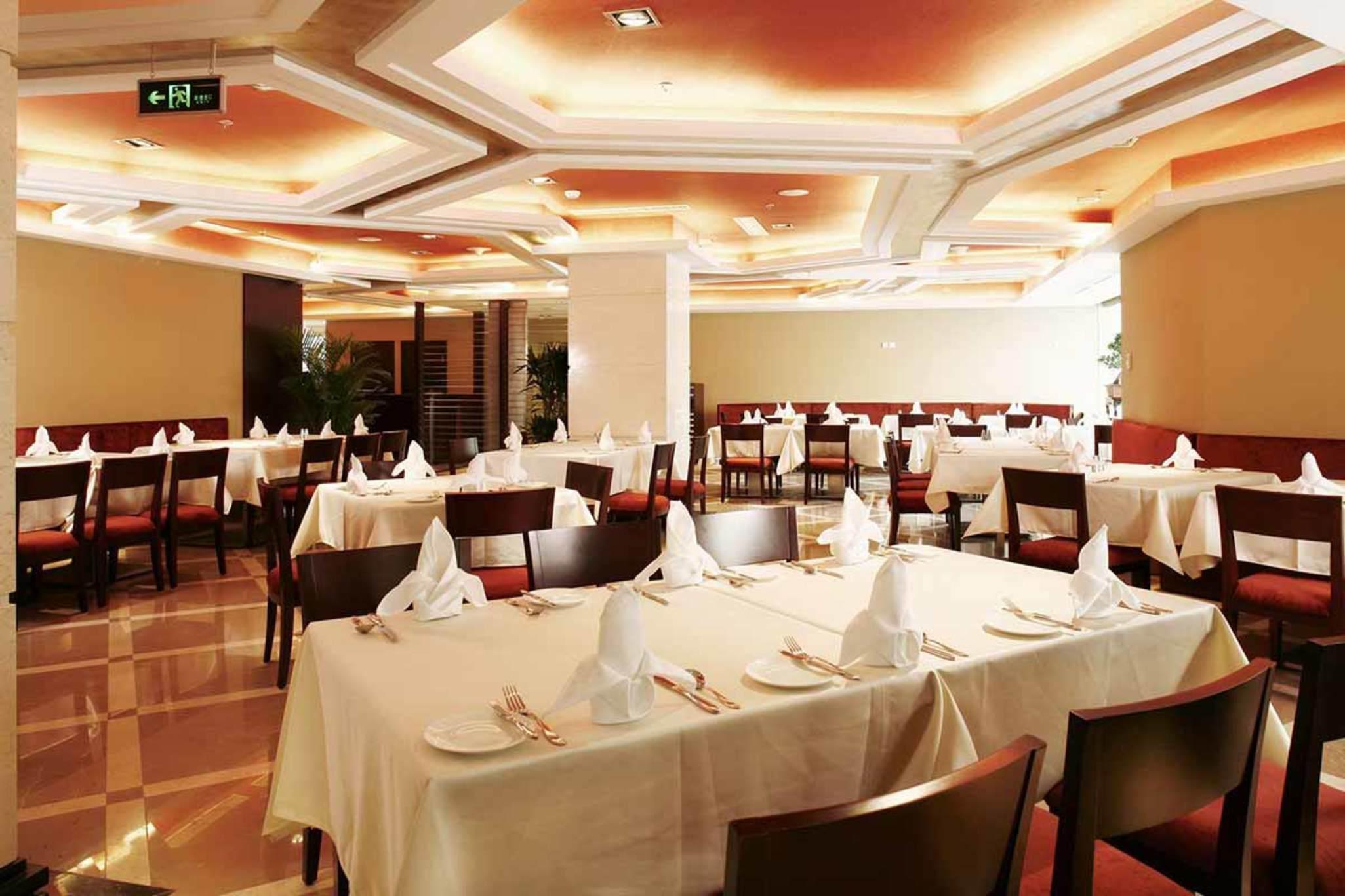 Sunworld Hotel Wangfujing Пекин Ресторант снимка