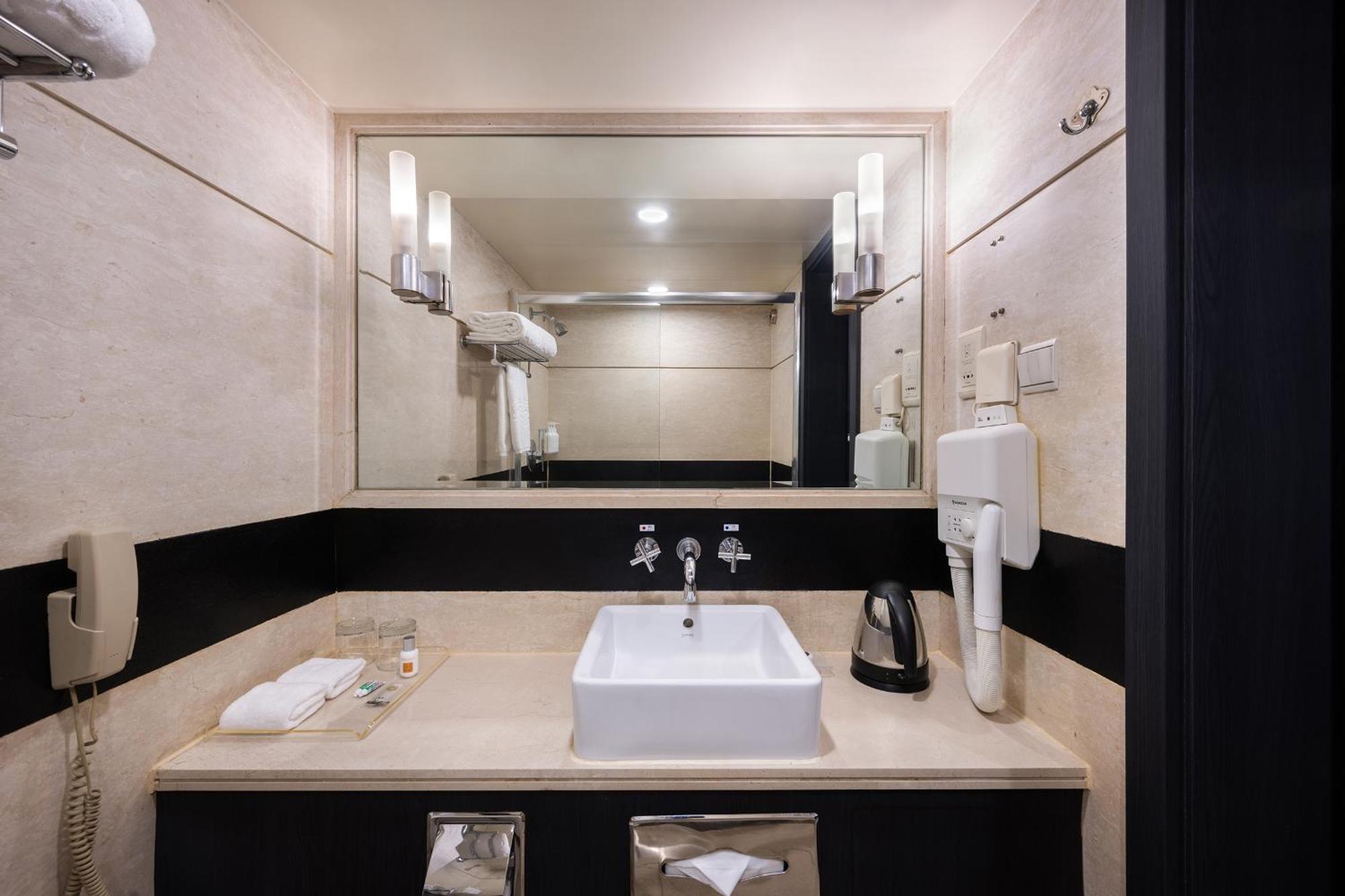 Sunworld Hotel Wangfujing Пекин Екстериор снимка