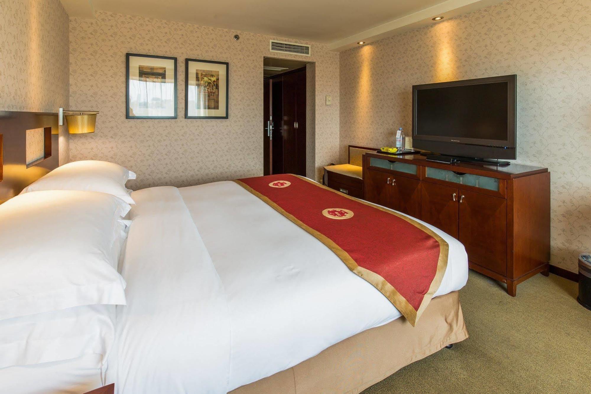 Sunworld Hotel Wangfujing Пекин Екстериор снимка